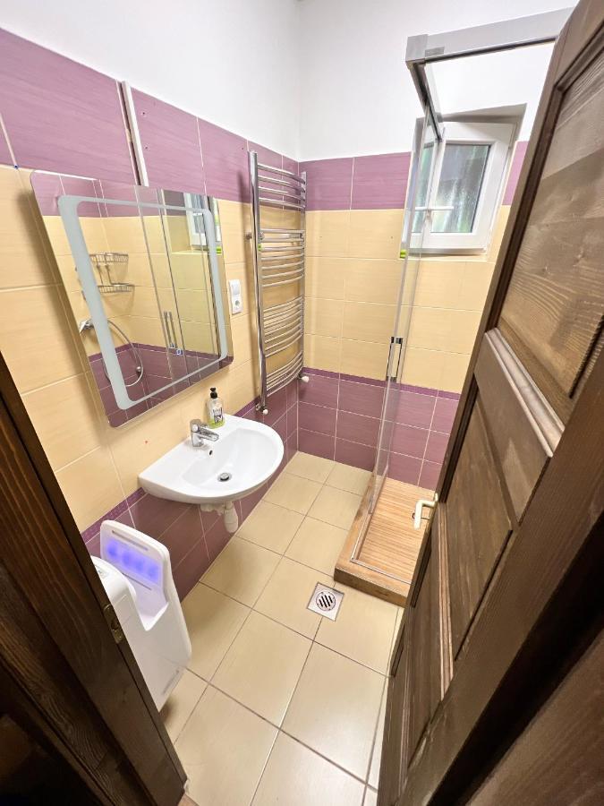 Feher Galamb Apartman Gyál Екстериор снимка